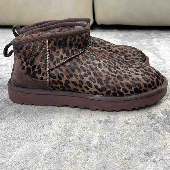 UGG Classic Ultra Mini Caspian Burnt Cedar Leopard Cheetah Animal Calf Hair 8 - Picture 7 of 14